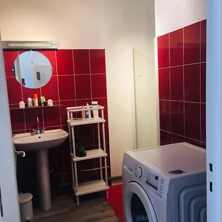 Apartment Le Saint Clement, Coeur De 5min De La Gare Nord Nantes