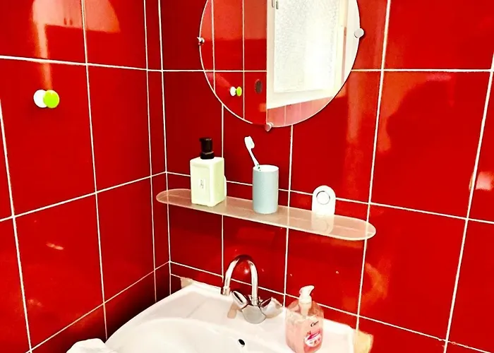 Le Saint Clement, Coeur De 5min De La Gare Nord Apartamento